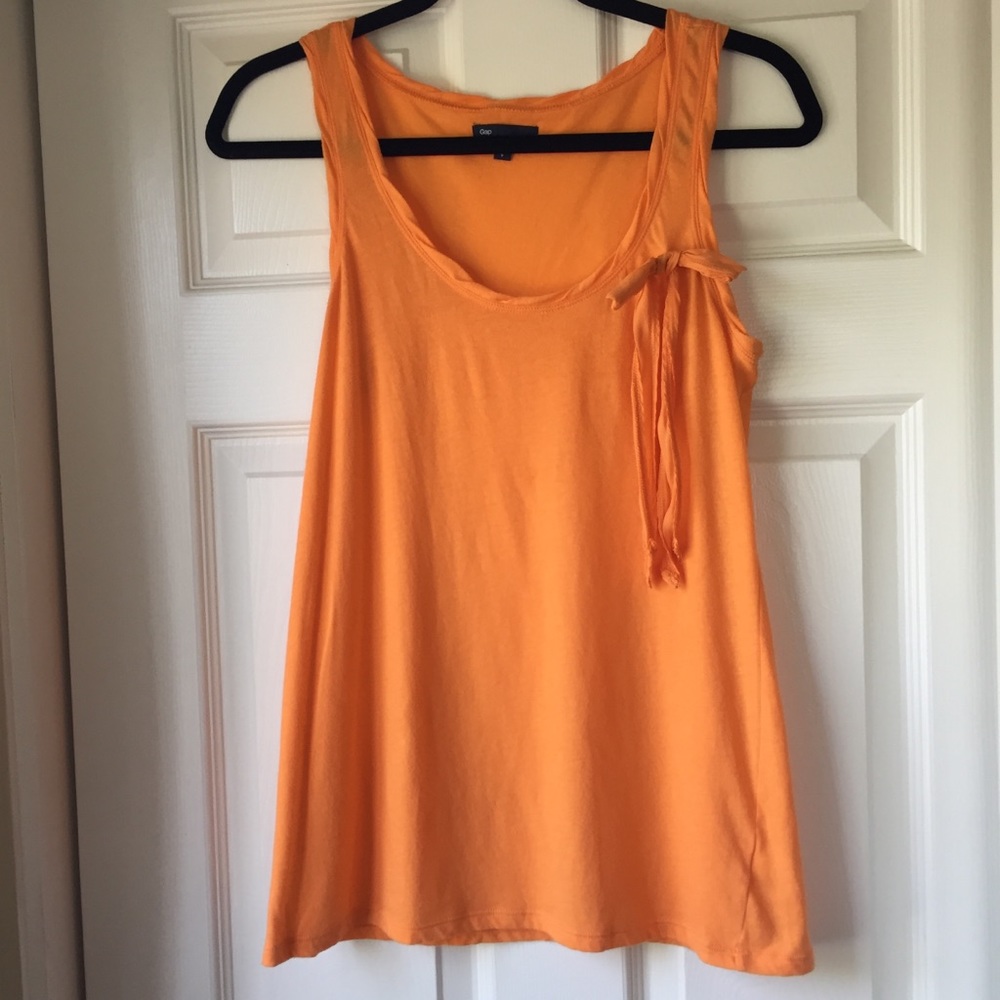 🍊Bow tank-top!